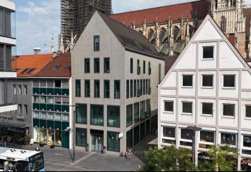 Im Mittelpunkt