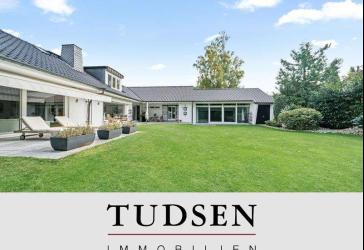 Großzügige Villa auf einem wunderschönen Grundstück.