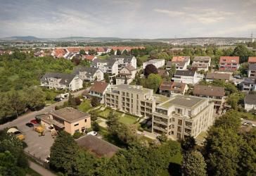 3-Zimmer-Wohnung im 2.OG mit Süd-West-Loggia & Tageslichtbad