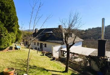 ***Charmantes Einfamilienhaus für die Familie mit Kamin, Einbauküche und überdachtem Außenbereich***
