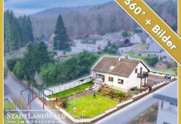 Gepflegtes Einfamilienhaus mit Garten, Balkon und Doppelgarage in Ludwigswinkel