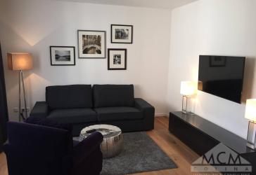 Schöne und moderne voll möblierte 2-Zimmer-Wohnung mit Balkon in guter Lage von Frankfurt-Ginnheim