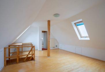 Familientraum Maisonette Wohnung mit Dachterrasse in Ost-Nbg!!!
