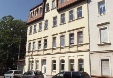 W0099 - Kleine, bezahlbare 3-RW in Riesa-Zentrum