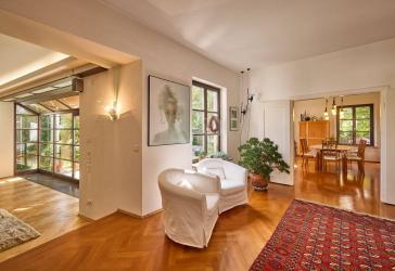 Vorschaubild Villa