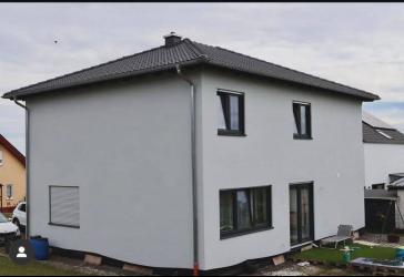 LT Haus × Lamp Immobilien – Wo Fantasie ein Zuhause findet.
