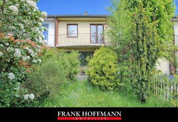 Ein Haus, viele Möglichkeiten: Mittelreihenhaus im schönen Halstenbek