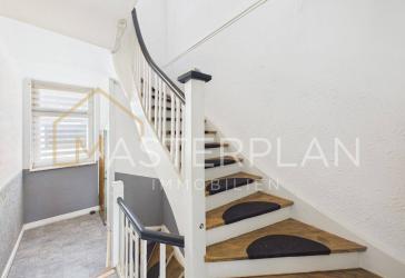 Renovierungsbedürftiges Zweifamilienhaus in zentraler Lage von Dillingen