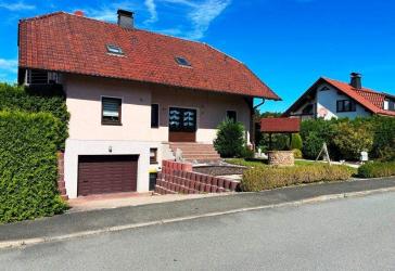 gepflegtes Einfamilienhaus mit Kamin in Trockenborn-Wolfersdorf