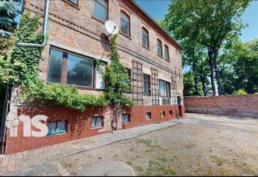 Gegen Gebot: PROVISIONSFREI: romantisches Zweifamilienhaus mit idyllischen Garten in Schafstädt
