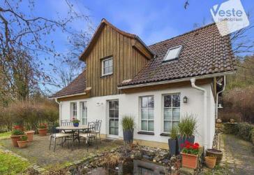 Paradiesgarten mit Einfamilienhaus in der Seidmannsdorfer Straße