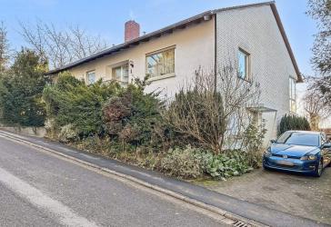 Charmantes Einfamilienhaus mit Einliegerwohnung in ruhige Wohnlage von Kusel - sofort bezugsfrei!