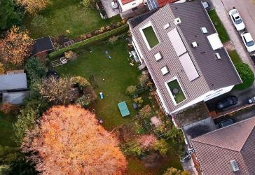 Hochparterrewohnung mit ca. 300 qm großem Garten im Münchner Südwesten
