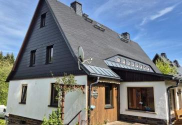 Sehr interessante Doppelhaushälfte in Top Lage von Johanngeorgenstadt