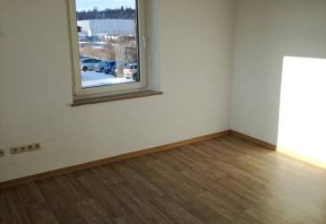 2 Monate Mietfrei! 3-Zimmer Wohnung direkt im Bahnhof Burgkunstadt zu vermieten!