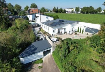 Vorschaubild Villa