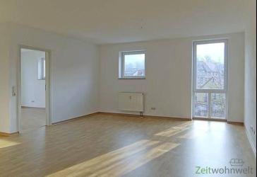 (12536_57) MGN: moderne 2-Raum-Wohnung mit Balkon und Laminatböden in der Heimstraße