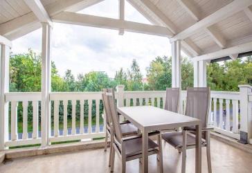ausgezeichnetes 2-Zimmer Appartement mit großzügigem Südbalkon in Strandnähe, bevorzugte Lage