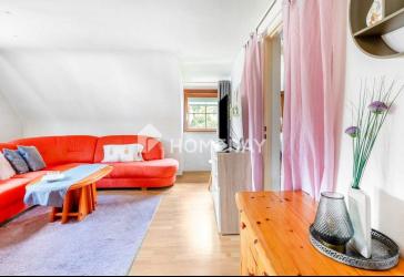 Charmante Maisonettewohnung auf 110 QM mit 7 Zimmern, Garage und Keller