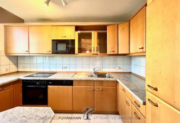 VERKAUFT: Geeignet für Homeoffice, Familie, WG: Sonnige 4,5-Zimmer Wohnung mit Aufzug + Tiefgarage, frei !