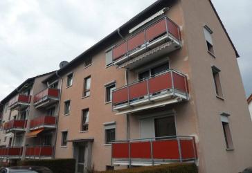 Helle Hochparterrewohnung mit Balkon - Ihr neues Zuhause!