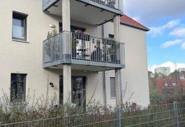 VERKAUFT!!! Exklusive 4-Zimmer-Dachgeschosswohnung mit Blick auf den Schwabach Grund in Erlangen Buckenhof zu verkaufen