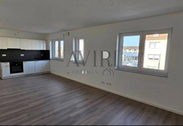 Großes 1-Zimmer-Apartment mit Küche - Bereit für Ihren Erstbezug!