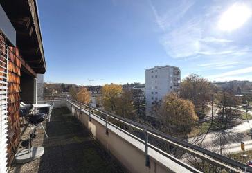 Heller Wohntraum im Penthouse-Stil!