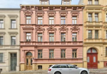 In bester Lage: 4-Raum-Dachgeschosswohnung über den Dächern von Halle - denkmalgeschützt