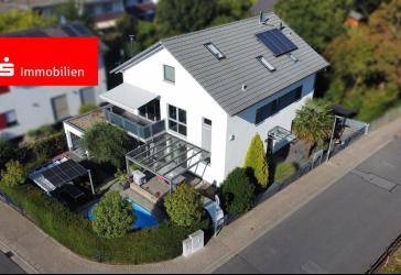Neuwertiges Generationenhaus oder Ihre Mieter bezahlen das Haus mit...