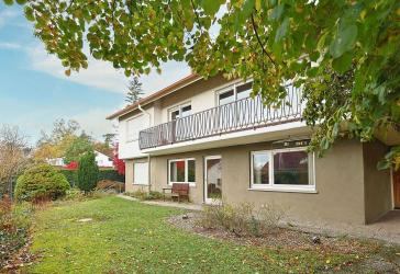 Tolles Einfamilienhaus mit Einliegerwohnung und großem Gartengrundstück in der Landhaussiedlung