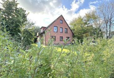 Einfamilienhaus in Harrislee - 7 ½ Zimmer, großer Garten & Nähe zu Flensburg & Dänemark