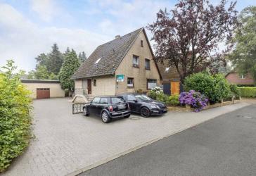 Provisionsfrei - ruhig gelegene Wohnung mit Terrasse und Stellplatz