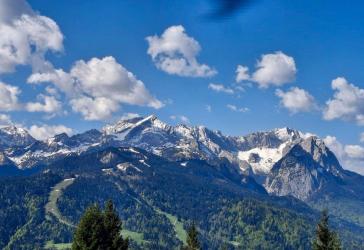 Grosszügige Terassenwohnung in zentraler Lage von Garmisch-Partenkirchen