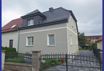 Modernisierte DHH in guter Lage von Hermsdorf