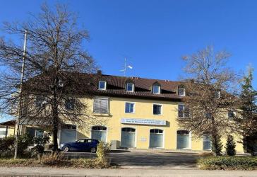 Gewerbeeinheit Ladenfläche, Büro, Atelier, Praxis- oder Ausstellungsräume im EG in 85659 Forstern