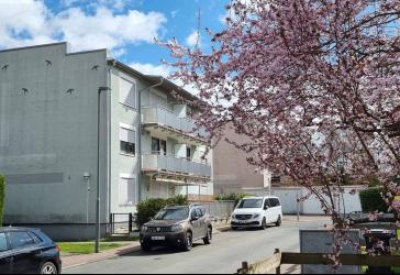 Bad Homburg OT, helle sonnige 3 Zimmer, tglBad, Balkon