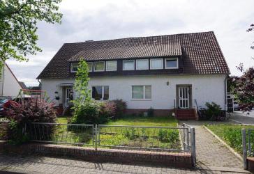 Eine Doppelhaushälfte in ruhiger und doch zentraler Lage in Ehmen