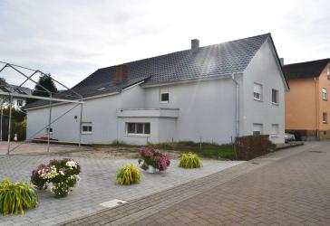 Vorschaubild Mehrfamilienhaus