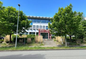 Modernen Büroflächen mit repräsentativem, lichtdurchfluteten Foyer in Ahrensburg mieten