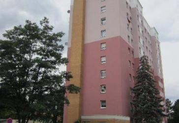 Wer will mich!? Interessante Neu Renovierte 3-Zimmer-Wohnung
