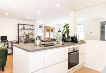 Stilvoll modernisiertes Reihenmittelhaus in stadtnaher Lage