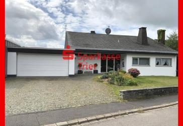 Freistehendes Traumhaus mit Weitblick ins Grüne in Gusterath