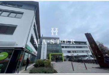 Attraktive Büroflächen zu vermieten.