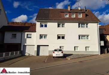 • Eigennutzer & Anleger, TOP-MFH 72458 Ebingen –kurzfristig 3 freie Wohnungen, 2 Garagen, Grundstück