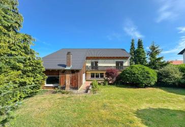 Einfamilienhaus mit sonnigem Garten in guter Lage von Malsch/ Neues Dach u. Ausbaureserve!