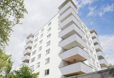 Großzügige 2-Zimmer-Wohnung mit sonniger Terrasse nahe Kurfürstendamm
