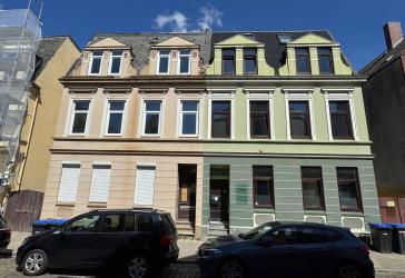 Mehrfamilienhaus mit 3 Einheiten und ausgebauten Dachgeschoss