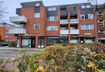 Ladengeschäft im EG+UG (ca. 78 m²) mit 3 PKW-Stellplätzen in Lübeck-Buntekuh
