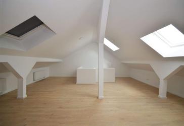 Exklusive Maisonettewohnung mit großzügigem Studio in zentraler Lage!